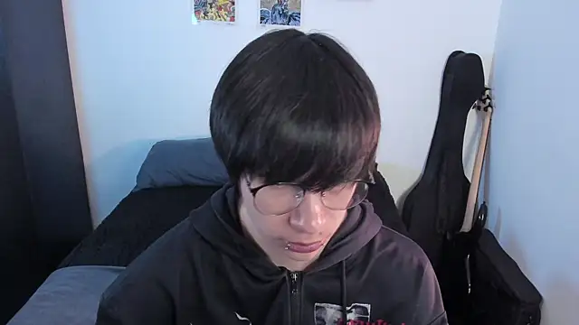 Aventure Twinks online show from 05-15-26, 11:23