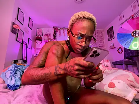 VixenCapri online show from 01-11-26, 11:21