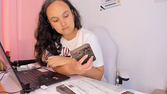 kattypinkk online show from 02-09-26, 07:40