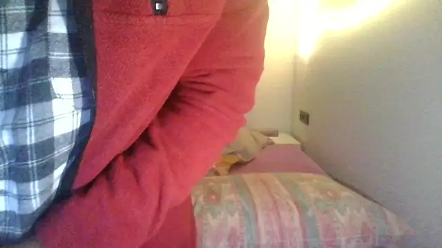 Snapshot of parejamlga58 chatting on 01-13-26, 11:32 parejamlga58 online show from 01-13-26, 11:32