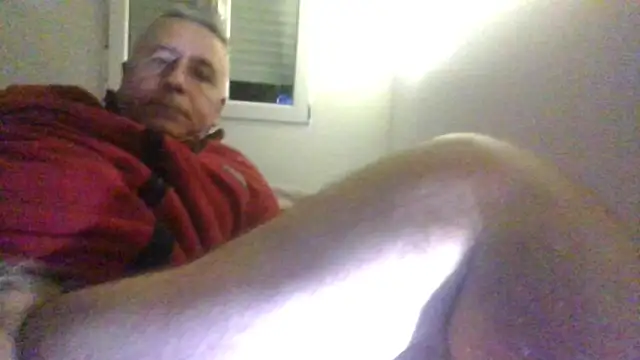 Snapshot of parejamlga58 chatting on 01-16-26, 11:53 parejamlga58 online show from 01-16-26, 11:53