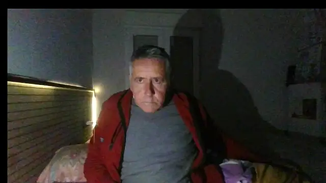 Snapshot of parejamlga58 chatting on 02-14-26, 11:23 parejamlga58 online show from 02-14-26, 11:23