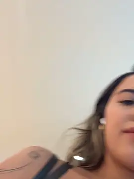 Emilia Bakerr online show from 06-17-26, 07:48