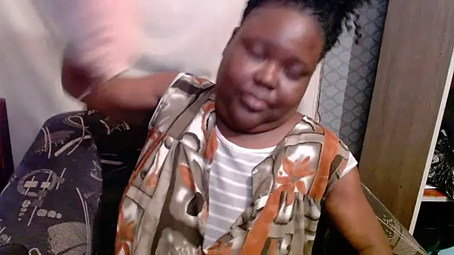 Snapshot of DripnWet chatting on 03-24-26, 12:59 DripnWet online show from 03-24-26, 12:59