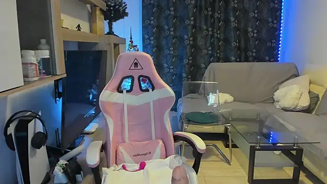 KaylaLaine online show from 12-13-24, 12:09