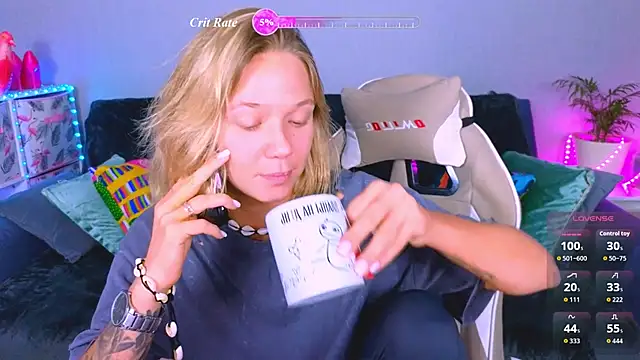 Snapshot of Karen_morris chatting on 07-02-26, 03:23 Karen morris online show from 07-02-26, 03:23