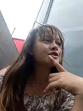 lucyy06 online show from 04-04-26, 09:01