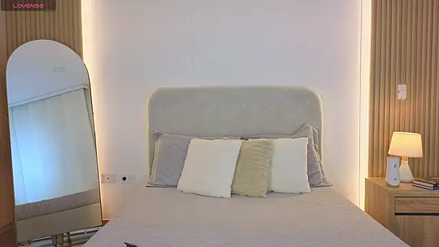 KristennBlue online show from 05-16-26, 05:12