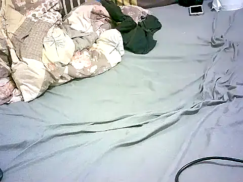 Snapshot of honeypotsweet chatting on 03-10-26, 10:42 honeypotsweet online show from 03-10-26, 10:42