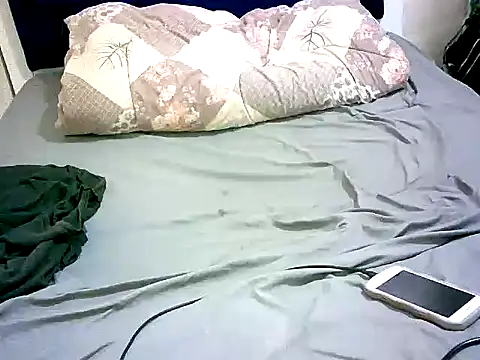 Snapshot of honeypotsweet chatting on 04-09-26, 08:42 honeypotsweet online show from 04-09-26, 08:42