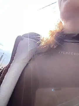 Snapshot of QuitieLia chatting on 03-30-26, 07:42 QuitieLia online show from 03-30-26, 07:42