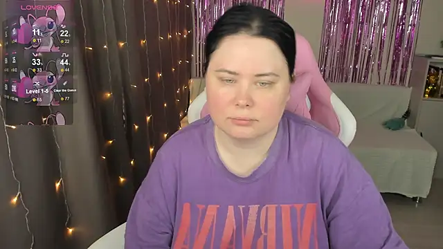 Akemi BBW online show from 05-15-26, 07:48