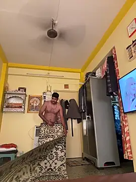 Snapshot of Rishimumbai_hot chatting on 05-17-26, 04:43 Rishimumbai hot online show from 05-17-26, 04:43