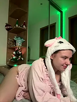 freiiaflower online show from 12-21-25, 09:44