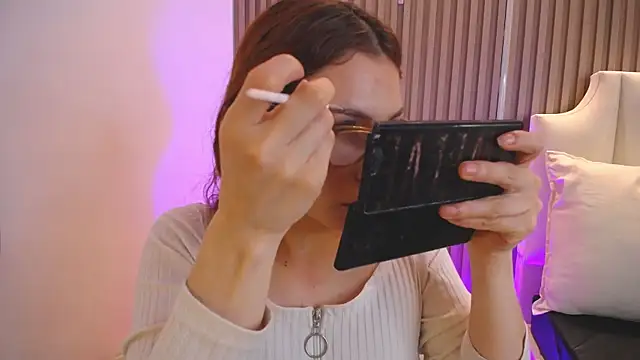 Katy Van online show from 04-13-26, 09:53