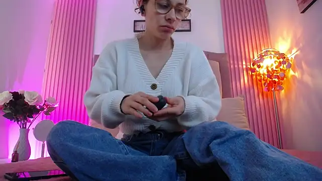 Katy Van online show from 05-30-26, 02:47