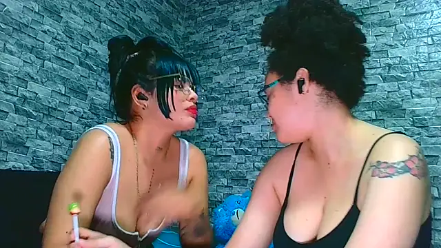 vanellope12 online show from 05-25-26, 05:13