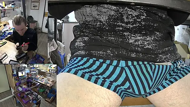 Happy Michal online show from 12-20-24, 01:00