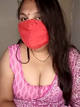 Snapshot of Love-priya chatting on 12-25-24, 07:35 Love-priya online show from 12-25-24, 07:35