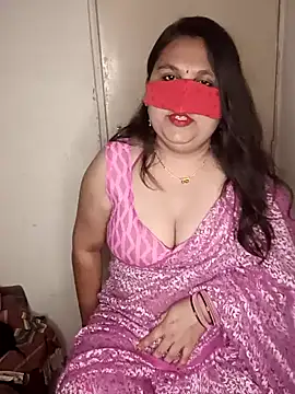 Snapshot of Love-priya chatting on 01-11-25, 04:57 Love-priya online show from 01-11-25, 04:57
