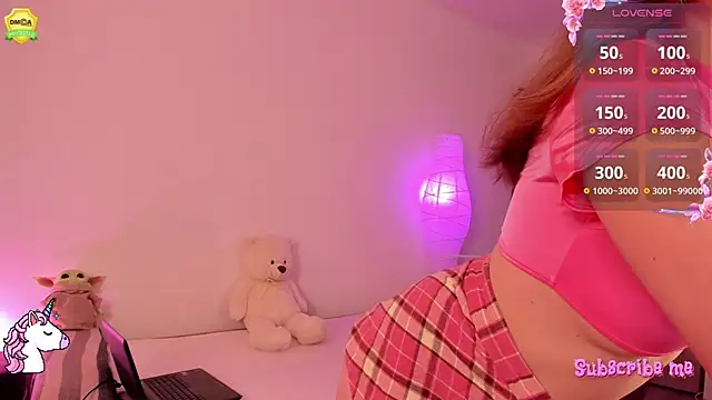 Snapshot of EvaUniporn chatting on 09-08-25, 02:38 EvaUniporn online show from 09-08-25, 02:38