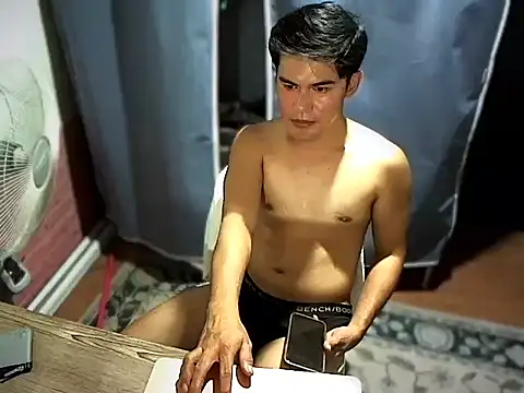 IamAchilles00 online show from 05-30-26, 04:09