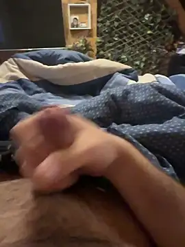 Snapshot of tom_kail chatting on 03-10-26, 05:29 tom kail online show from 03-10-26, 05:29