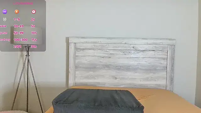 Carmen Cream online show from 07-16-26, 01:44