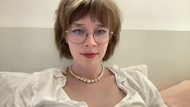 ms christiana online show from 06-22-26, 08:28