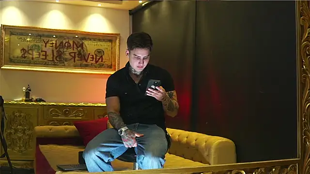 Snapshot of dantecoppolaa_ chatting on 06-22-26, 12:56 dantecoppolaa online show from 06-22-26, 12:56