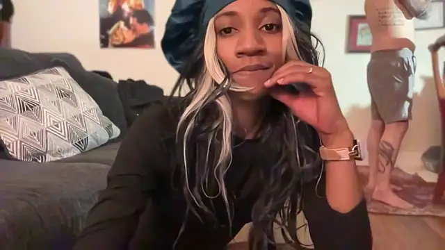 cutiesigh online show from 10-08-25, 01:03