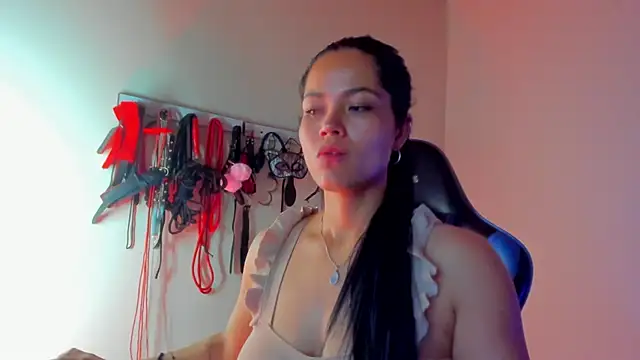 scarlet-kennedy98 online show from 04-08-26, 07:47