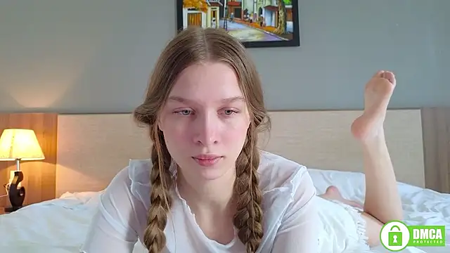 Snapshot of CutieBeauty chatting on 03-15-26, 03:56 CutieBeauty online show from 03-15-26, 03:56