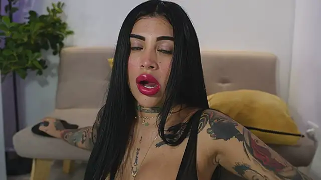 Sofhia cruz online show from 05-21-26, 07:32