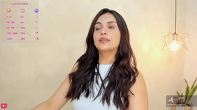 Snapshot of katrina_kaif_x chatting on 06-28-26, 12:44 katrina kaif x online show from 06-28-26, 12:44