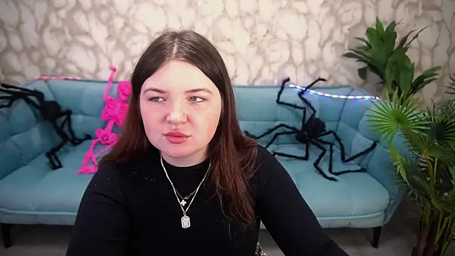 RosieMoons online show from 10-24-25, 07:21