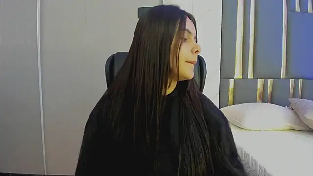 Snapshot of ChloeHarper_ chatting on 06-27-26, 12:22 ChloeHarper online show from 06-27-26, 12:22
