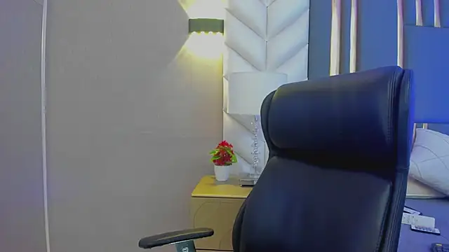 Snapshot of ChloeHarper_ chatting on 07-17-26, 11:50 ChloeHarper online show from 07-17-26, 11:50