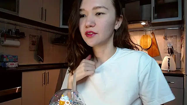 Kelly Yon online show from 03-16-25, 09:37