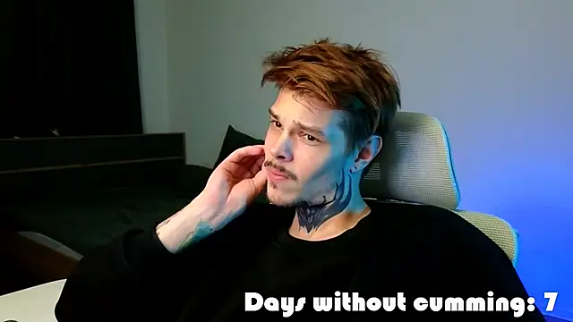 DENIS HERE online show from 04-12-26, 02:05