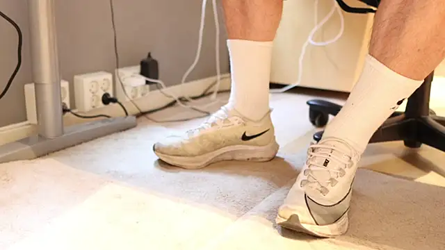 SneakerMaster  online show from 07-27-26, 06:53