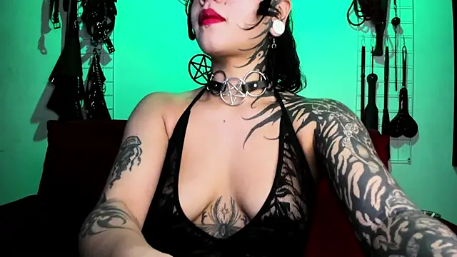 irregular fetish  online show from 03-17-26, 09:18