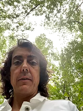 Snapshot of lookin4excitement23 chatting on 09-10-25, 10:21 lookin4excitement23 online show from 09-10-25, 10:21