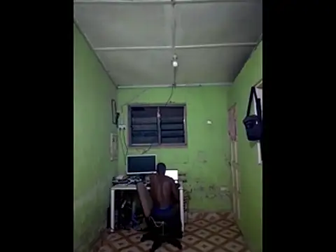 Snapshot of bernice_Ansah chatting on 02-01-26, 05:17 bernice Ansah online show from 02-01-26, 05:17