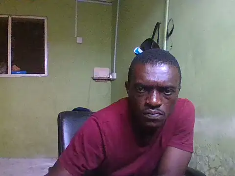 Snapshot of bernice_Ansah chatting on 02-11-26, 12:43 bernice Ansah online show from 02-11-26, 12:43