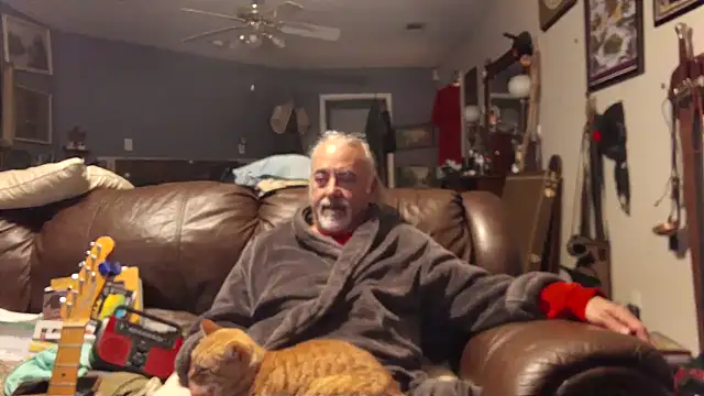 Snapshot of PincheDave4u chatting on 01-11-25, 02:30 PincheDave4u online show from 01-11-25, 02:30