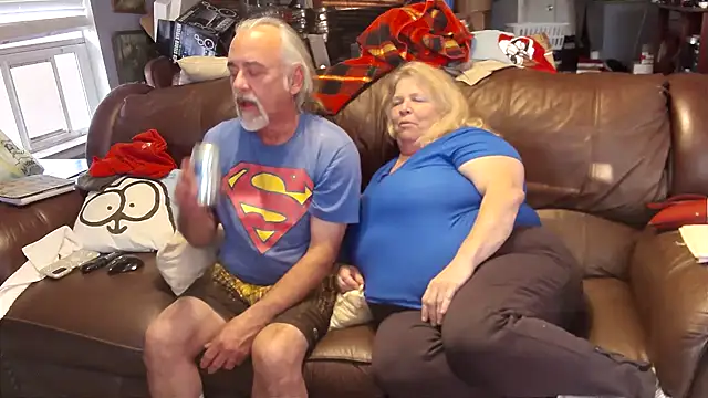 Snapshot of PincheDave4u chatting on 02-26-25, 11:48 PincheDave4u online show from 02-26-25, 11:48