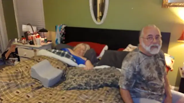 Snapshot of PincheDave4u chatting on 02-21-26, 02:45 PincheDave4u online show from 02-21-26, 02:45