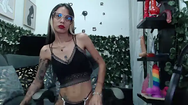 Snapshot of natasha_squirt28 chatting on 05-17-26, 12:41 natasha squirt28 online show from 05-17-26, 12:41