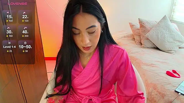 keilelewis online show from 10-21-25, 05:02